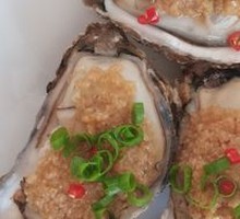Garlic Steamed Oysters