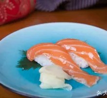Salmon Hand Roll Sushi