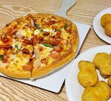 Orleans Grilled Chicken Pizza with Crust