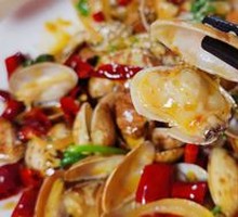Spicy Stir-Fried Clams