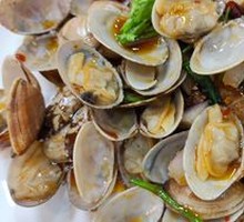 Spicy Stir-Fried Clams