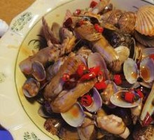 Spicy Stir-Fried Clams