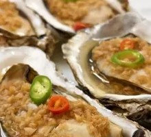 Garlic Steamed Oysters