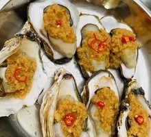 Stir-Fried Oysters with Garlic and Vermicelli