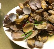 Spicy Stir-Fried Clams