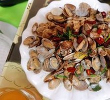 Spicy Stir-Fried Clams