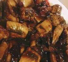 Braised Eel with Fish Scales