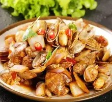 Spicy Stir-Fried Clams