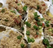 Garlic Steamed Oysters