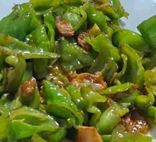 Stir-Fried Pork with Green Peppers