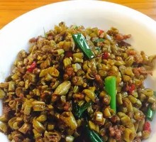 酸豆角炒肉末