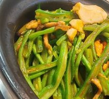 Braised Tofu Noodles in Clay Pot