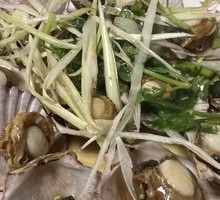 Spicy Garlic Scallops