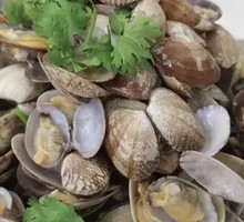 Spicy Stir-Fried Clams