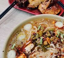 Sichuan Fried Sauce Spicy Noodles