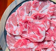 Crispy Tender Lamb Shoulder