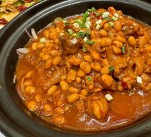 Braised Pig Trotters with Soybeans