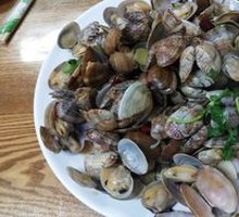 Spicy Stir-Fried Clams