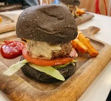 Handmade Beef Burger