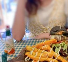 Handmade Cheese Beef Burger with Handmade Crinkle Fries