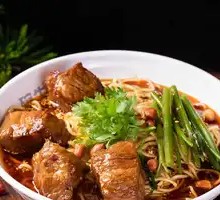 Rich Beef Noodles