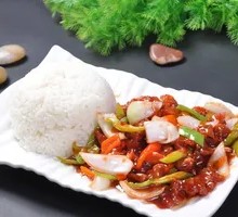 洋葱牛肉盖浇饭