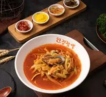 Signature Yanjing Seafood Noodles