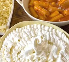 Creamy Rice Cake and Wide Vermicelli