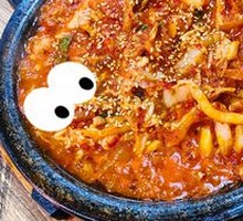 Stone Plate Kimchi Pork Belly