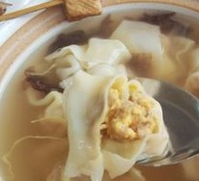 Egg Yolk Pork Dumplings