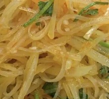 Stir-Fried Potato Strips