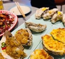 Classic Garlic Roasted Oysters