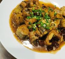 Braised Eel with Fish Scales