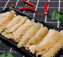 Beef Tripe and Clam Rice Noodles