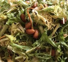 Cold-mixed bitter lettuce