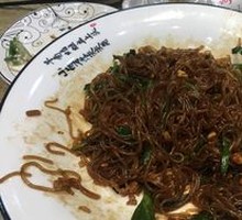 Stir-Fried Noodles with Meatballs