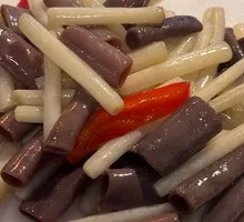 Peanut Sprout Stir-fried with Sea Cucumber