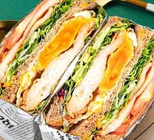 Low-fat Chicken Breast Sandwich