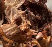 Ancient-style Smoked Chicken Neck Frame