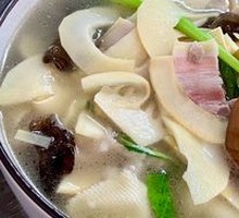 Braised Pork with Fresh Bamboo Shoots