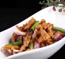 Onion with Pork Cracklings