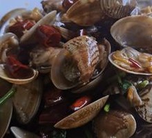 Spicy Stir-Fried Clams