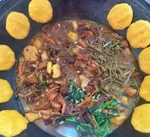 Tendon and Brain Hot Pot