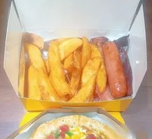 French Fries with Sausage