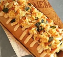 Crunchy Seaweed and Meat Floss Hot Dog