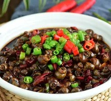 Spicy Snail in Hot Sauce