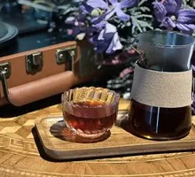 Hand-Filtered White Peach Oolong