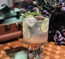 White Peach Sparkling