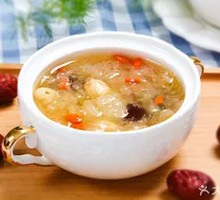 Tapioca Pear with Red Dates and Silver Ear Fungus