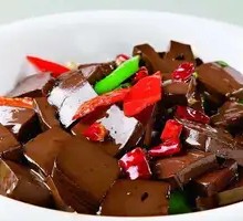 Stir-Fried Duck Blood with Green Chili